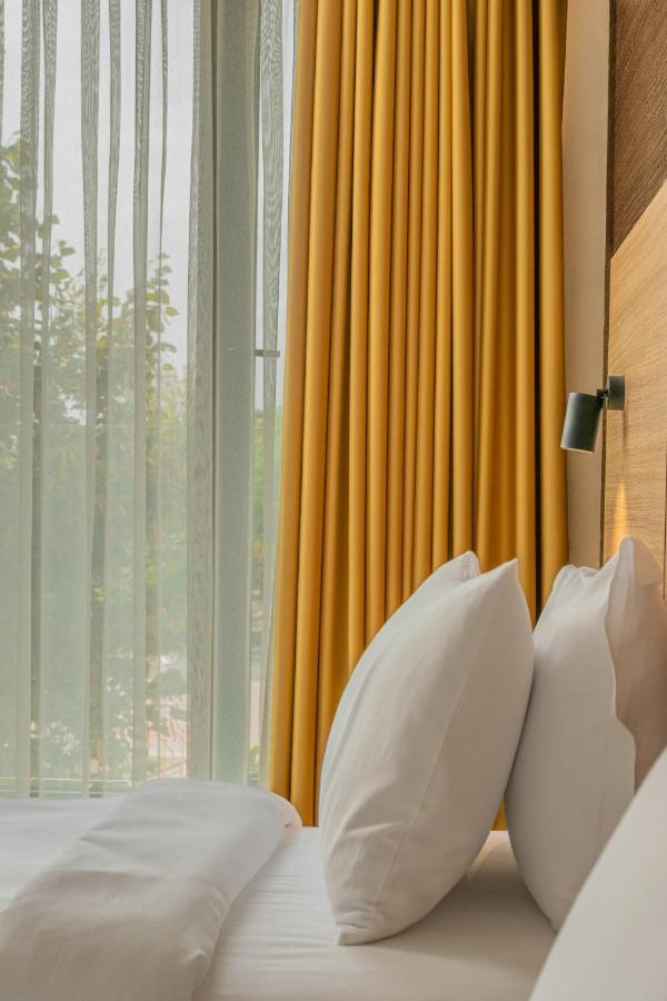 Hotel Osetia Garden 莫姆奇尔格勒 外观 照片