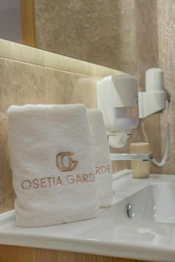 Hotel Osetia Garden 莫姆奇尔格勒 外观 照片