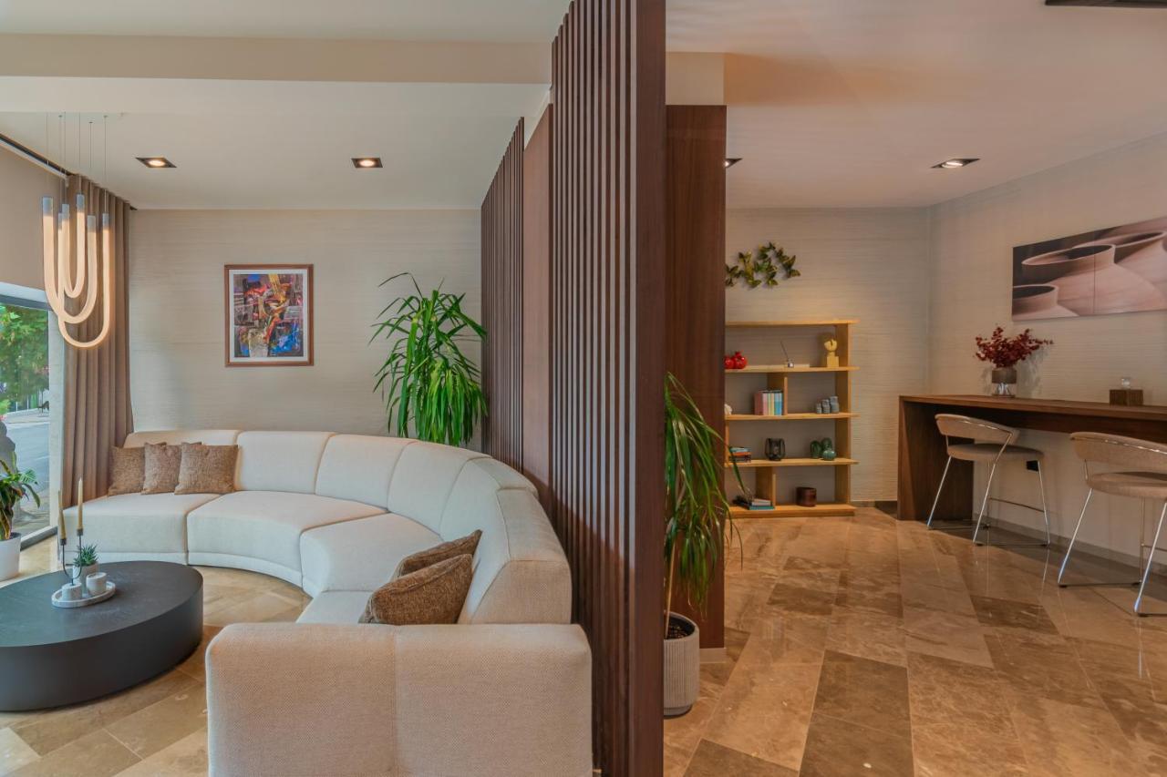 Hotel Osetia Garden 莫姆奇尔格勒 外观 照片