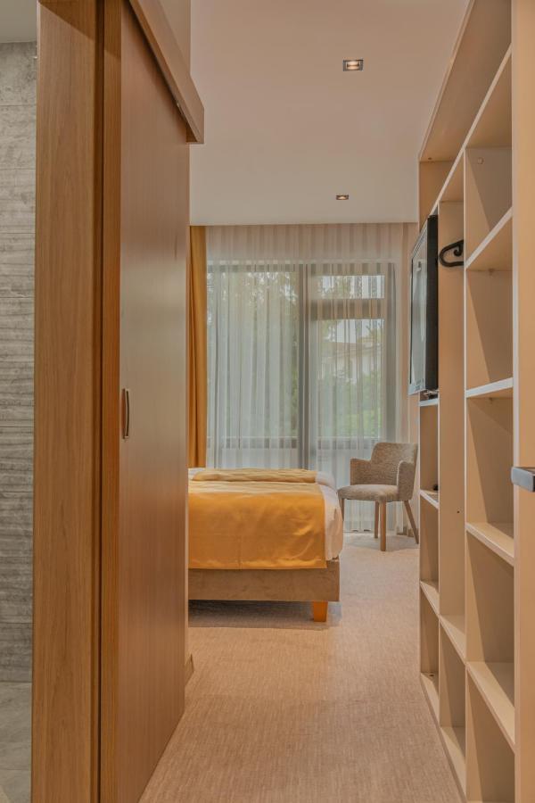 Hotel Osetia Garden 莫姆奇尔格勒 外观 照片