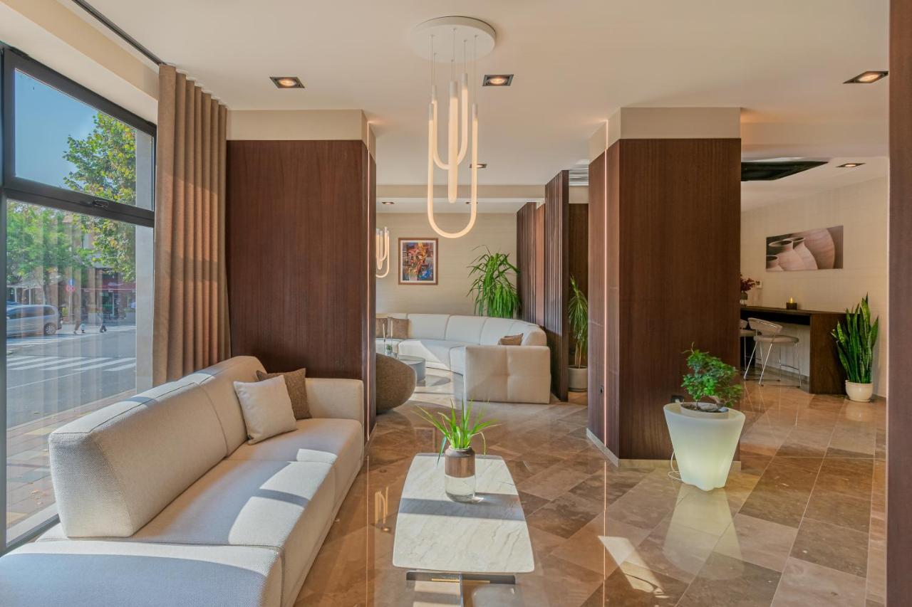 Hotel Osetia Garden 莫姆奇尔格勒 外观 照片
