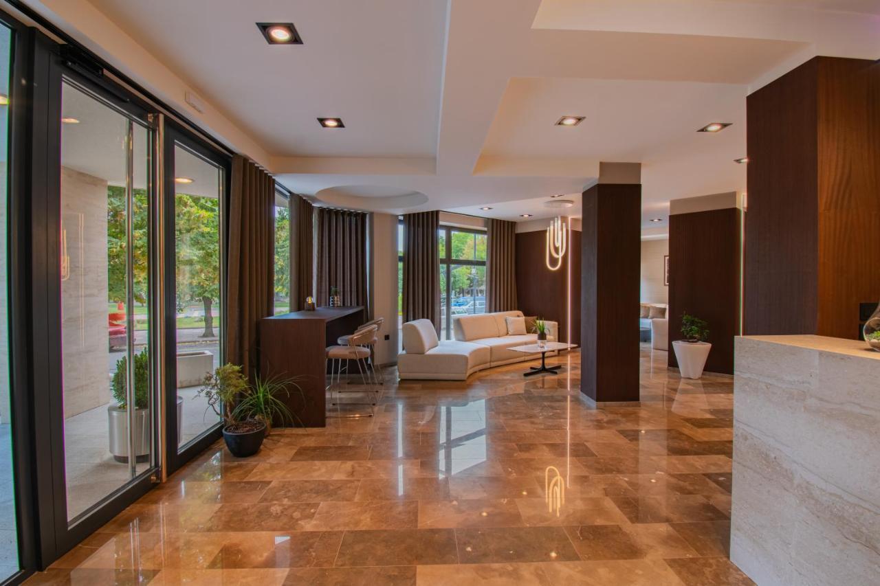 Hotel Osetia Garden 莫姆奇尔格勒 外观 照片