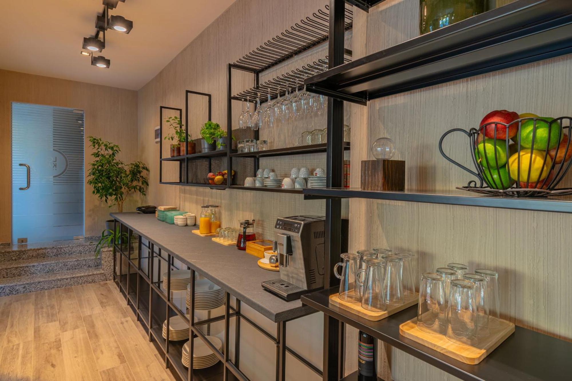 Hotel Osetia Garden 莫姆奇尔格勒 外观 照片